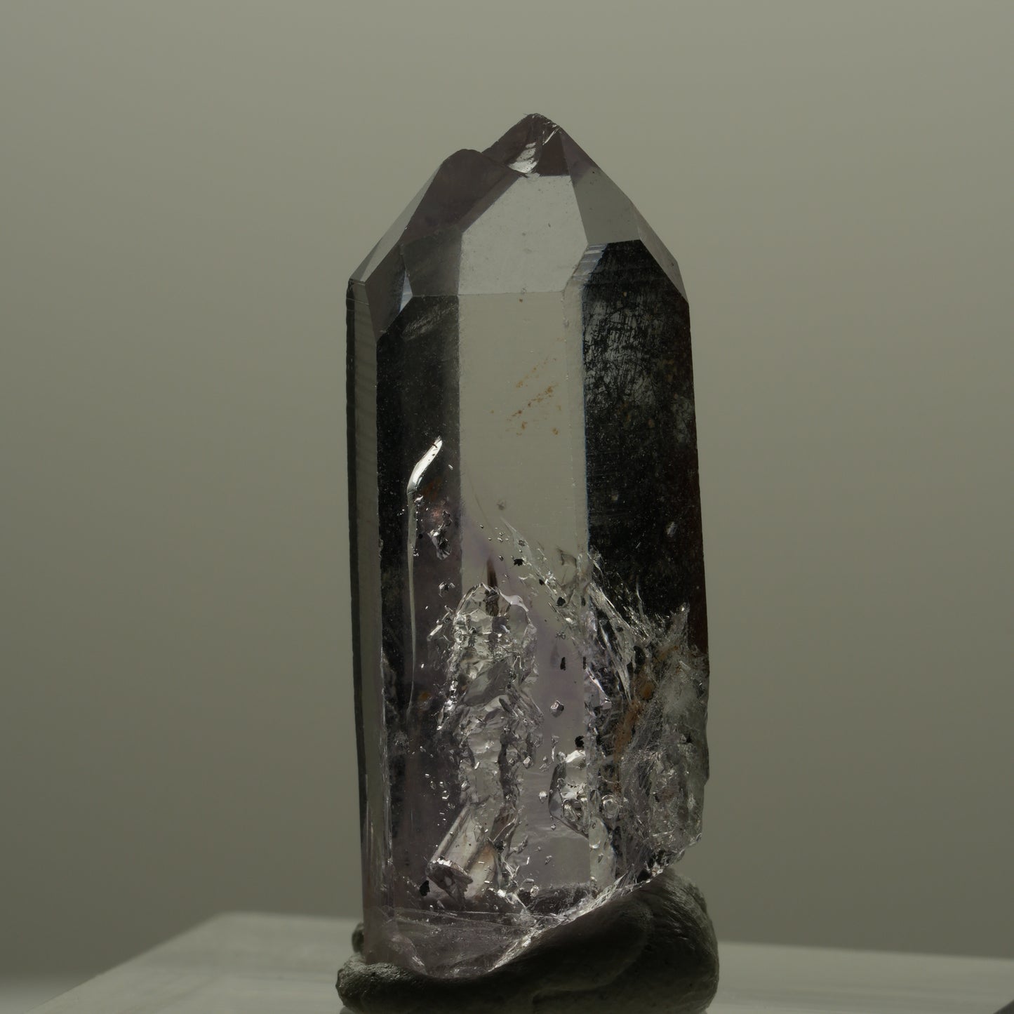 Klare Lemurian Phantom Amethyst Spitze Streep Mine, Goboboseb, Namibia 29*11*9mm #14149