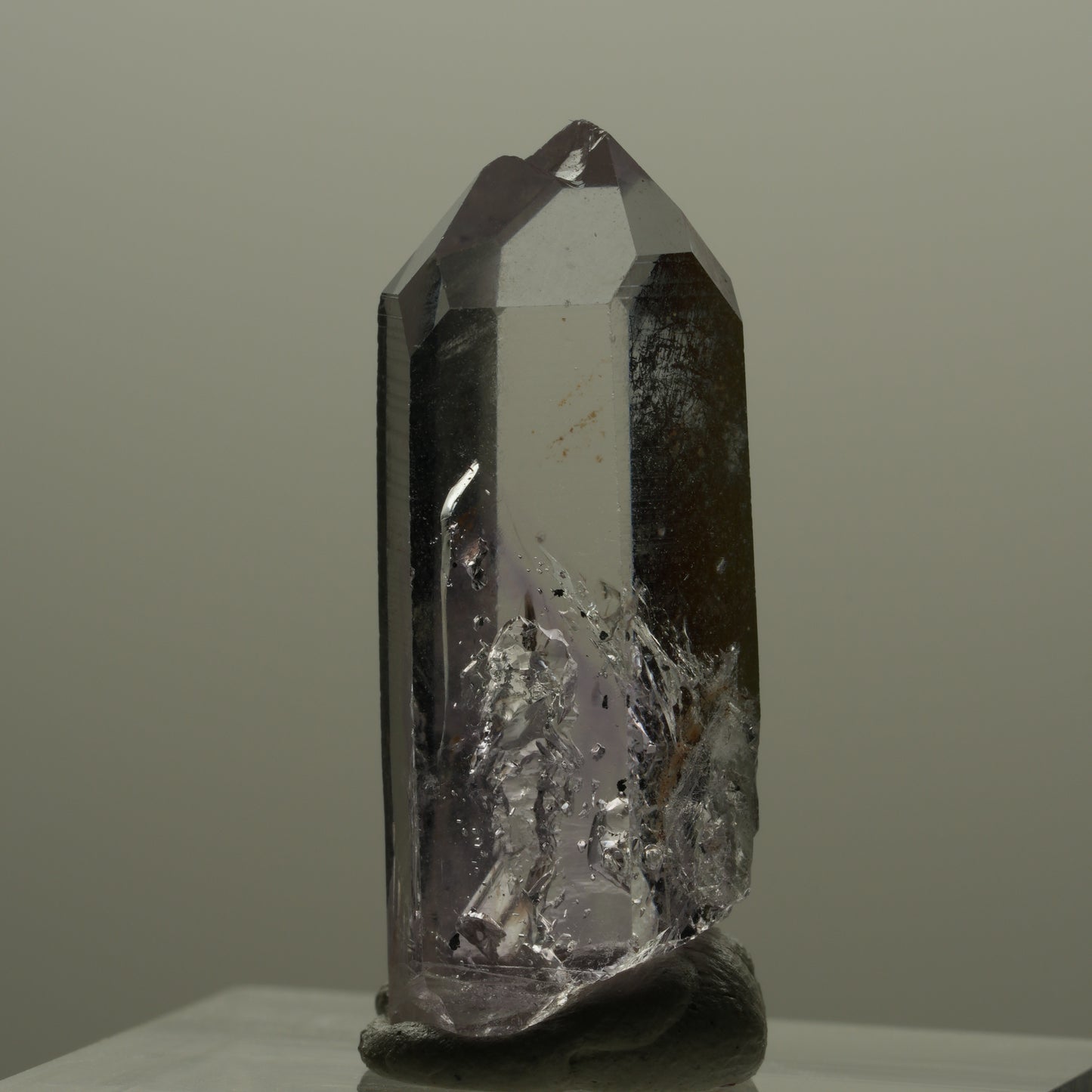 Klare Lemurian Phantom Amethyst Spitze Streep Mine, Goboboseb, Namibia 29*11*9mm #14149
