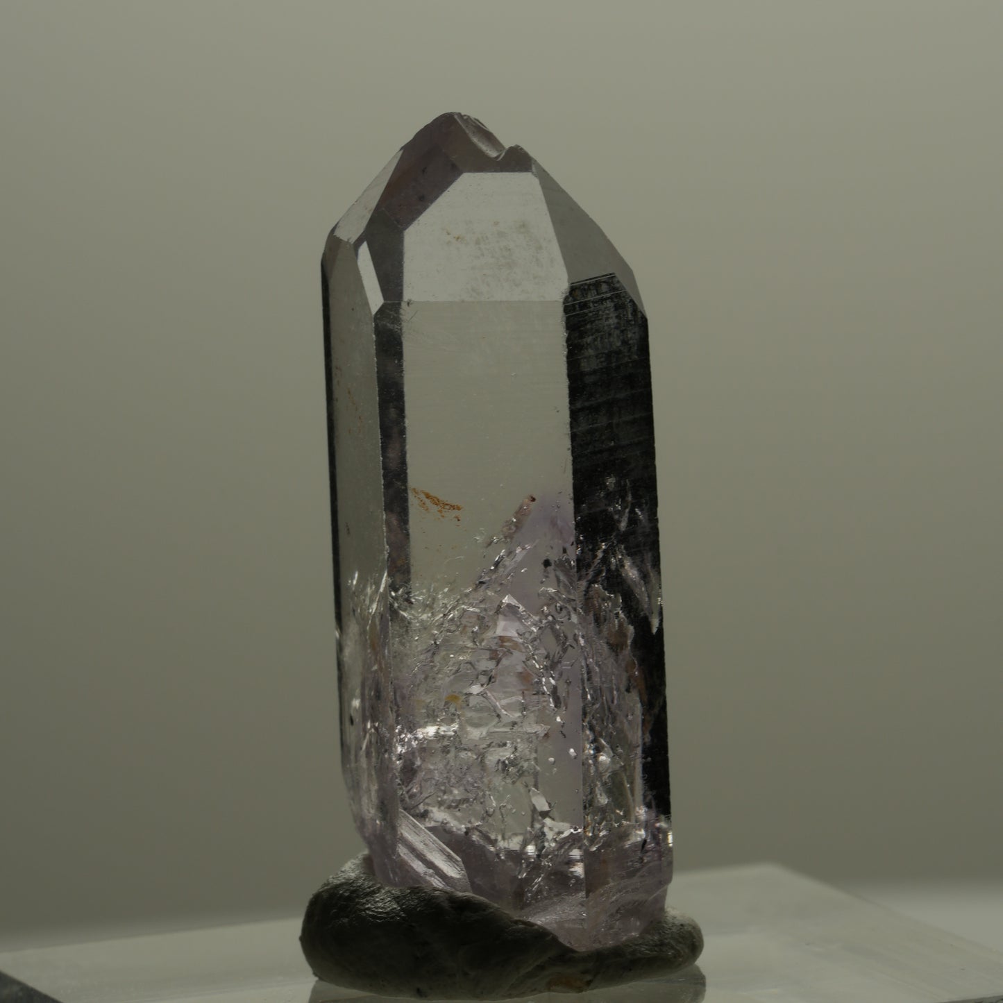 Klare Lemurian Phantom Amethyst Spitze Streep Mine, Goboboseb, Namibia 29*11*9mm #14149