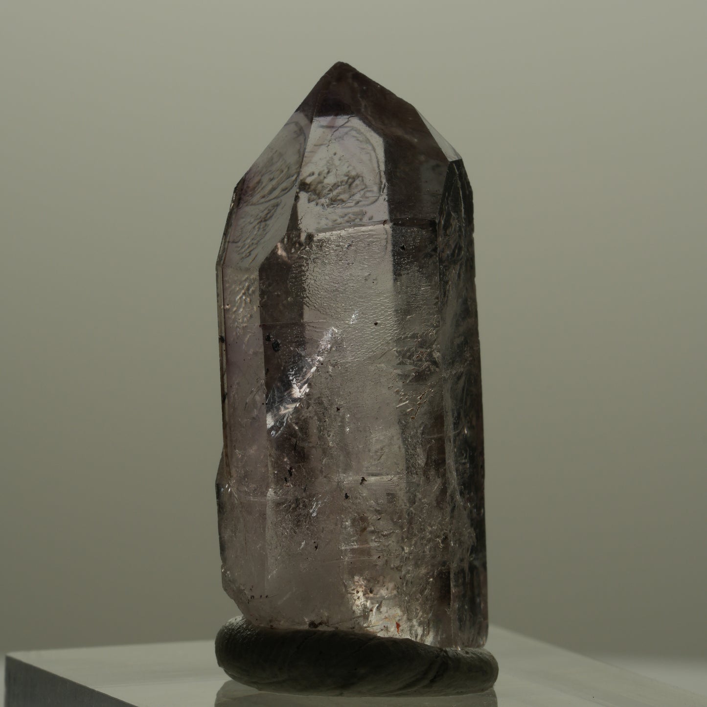 Seltene Skelett Phantom Amethyst mit Hämatit Streep Mine Goboboseb Namibia 35*14*11mm #14154