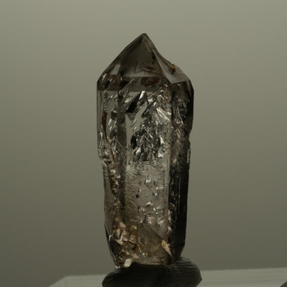 Seltene Phantom Skelett Rauchquarz Spitze Goboboseb, Namibia 30*11*10mm #14157