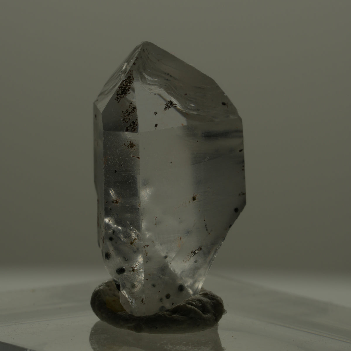 Phantom Skelett Rauchquarz mit Hämatit Streep Mine Goboboseb Namibia 19*12*8mm #14171