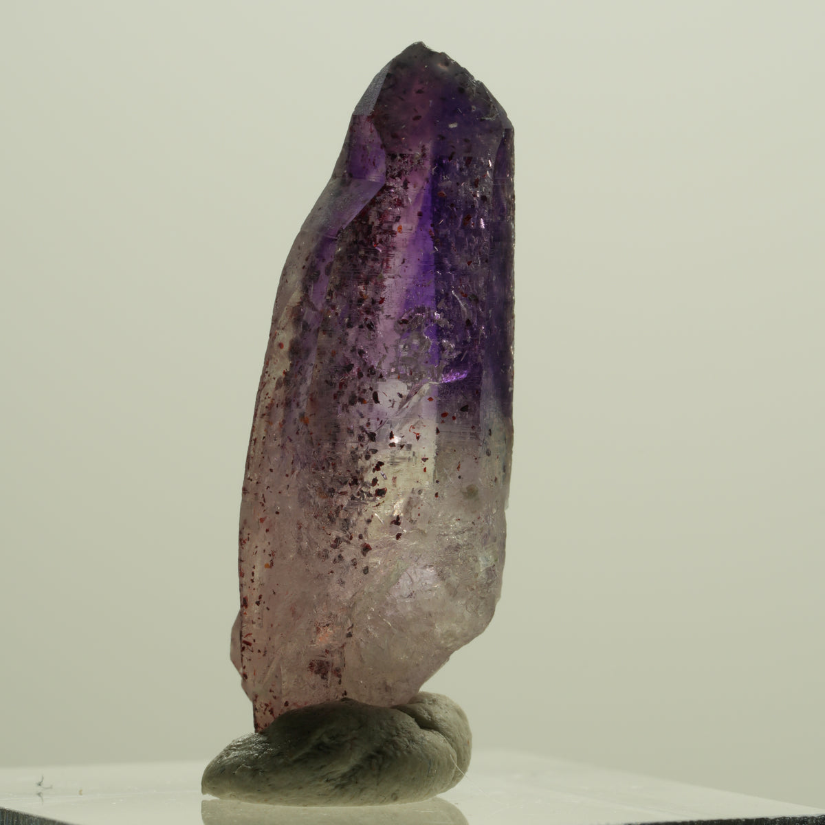 Seltene Phantom Skelett Amethyst mit Eisen Spitze Brandberg, Namibia 30*11*8mm #14186