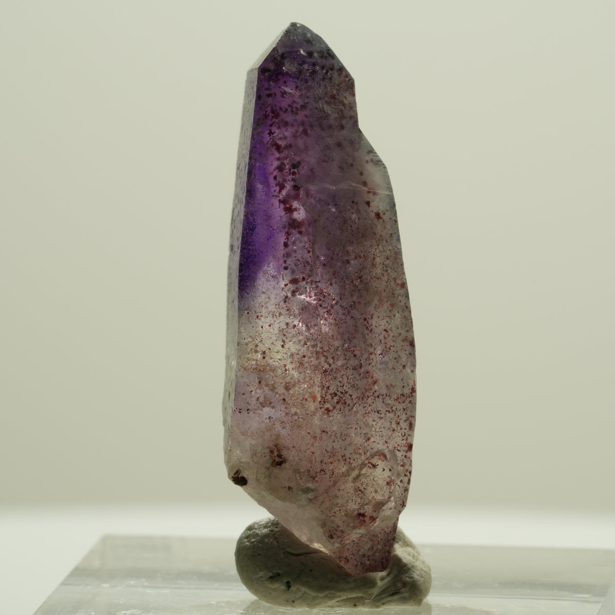 Seltene Phantom Skelett Amethyst mit Eisen Spitze Brandberg, Namibia 30*11*8mm #14186