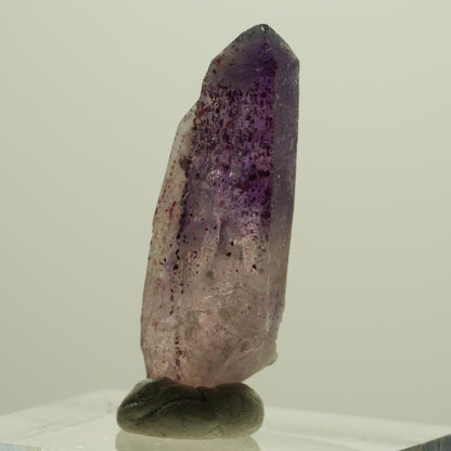 Seltene Phantom Skelett Amethyst mit Eisen Spitze Brandberg, Namibia 30*11*8mm #14186