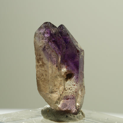 Seltene Phantom Skelett Amethyst DT mit Eisen Spitze Brandberg, Namibia 25*15*9mm #14188