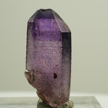 Seltene Phantom Skelett Amethyst mit Eisen Spitze Brandberg, Namibia 30*12*9mm #14190