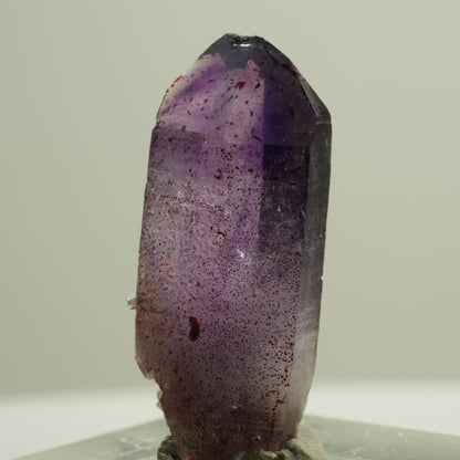 Seltene Phantom Skelett Amethyst mit Eisen Spitze Brandberg, Namibia 30*12*9mm #14190