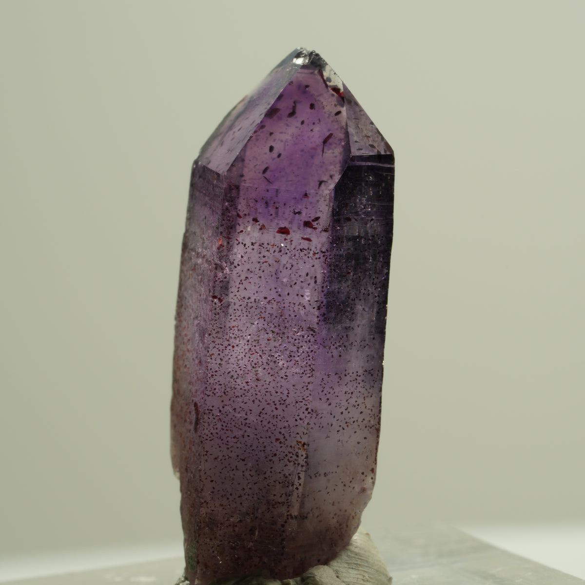 Seltene Phantom Skelett Amethyst mit Eisen Spitze Brandberg, Namibia 30*12*9mm #14190