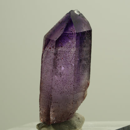 Seltene Phantom Skelett Amethyst mit Eisen Spitze Brandberg, Namibia 30*12*9mm #14190