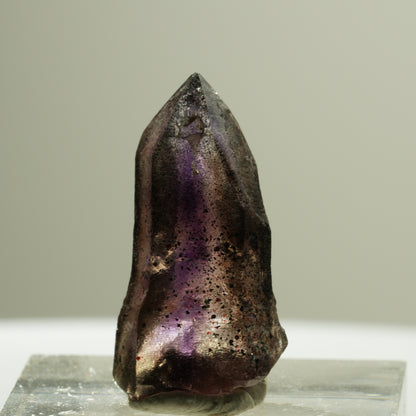 Seltene Phantom Skelett Amethyst mit Eisen Spitze Brandberg, Namibia 25*13*9mm #14192