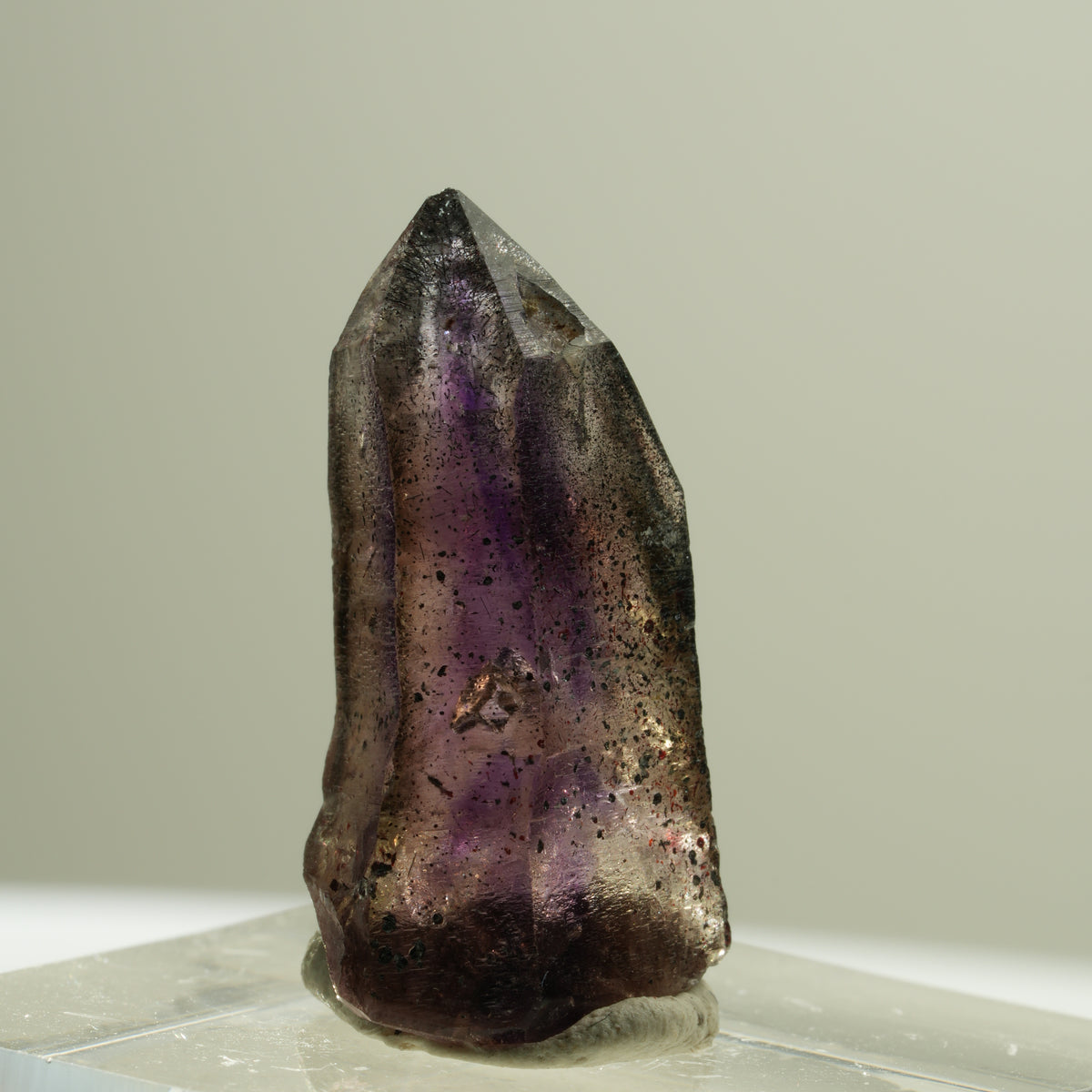 Seltene Phantom Skelett Amethyst mit Eisen Spitze Brandberg, Namibia 25*13*9mm #14192