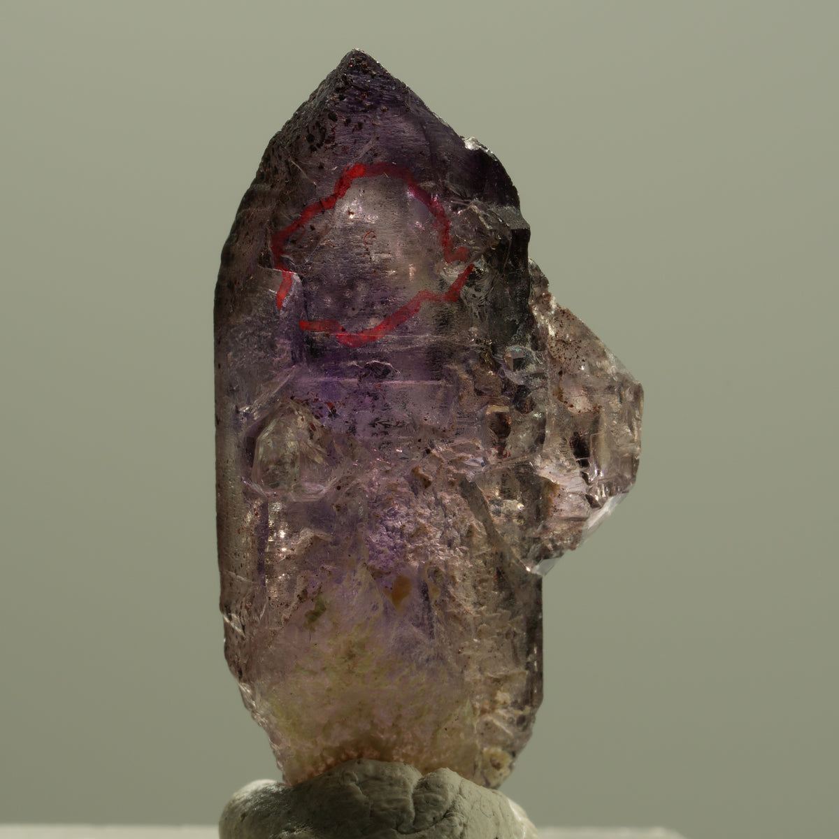 Enhydro Skelett Phantom Amethyst mit Hämatit, 1x Blase Brandberg, Namibia 31*16*10mm #14195