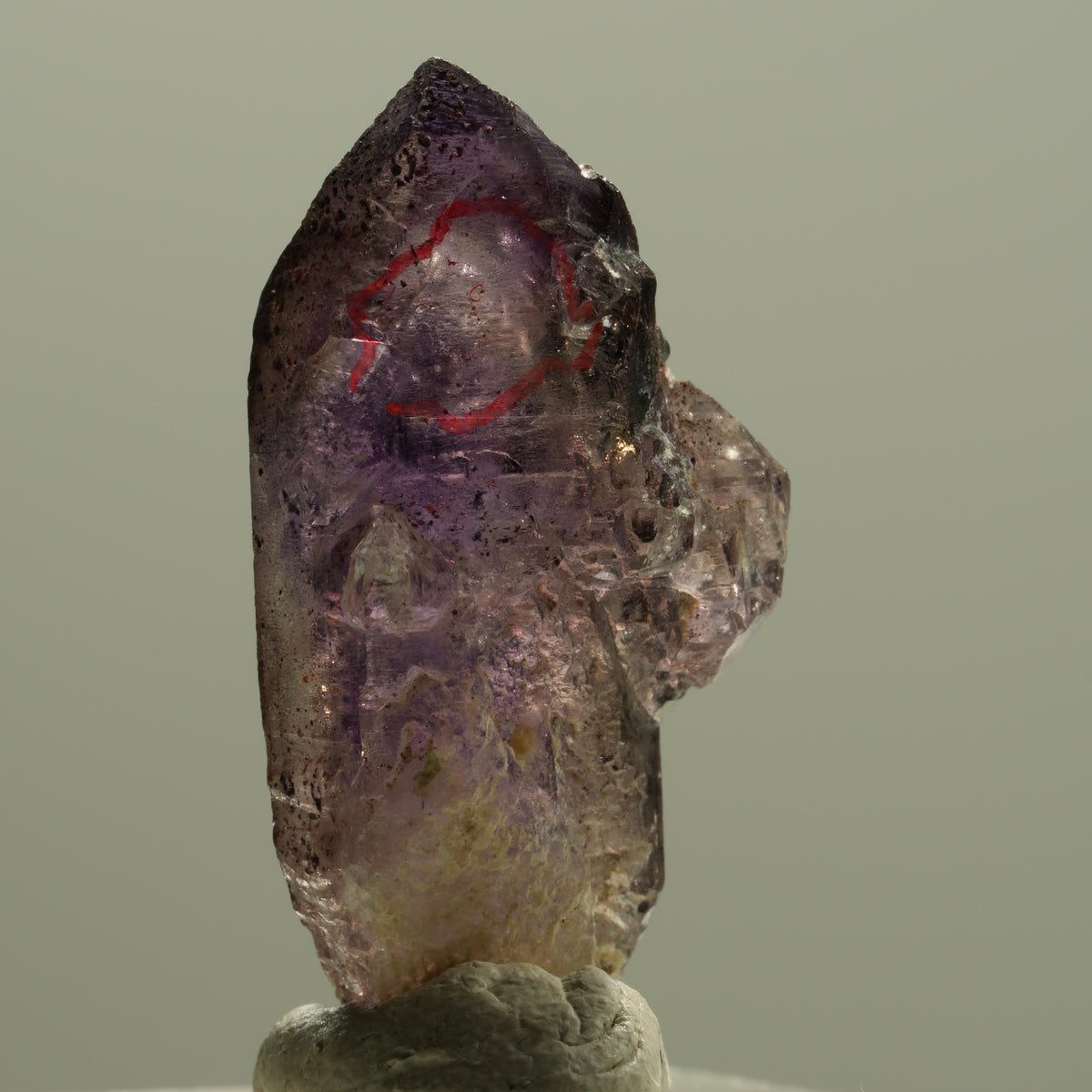 Enhydro Skelett Phantom Amethyst mit Hämatit, 1x Blase Brandberg, Namibia 31*16*10mm #14195