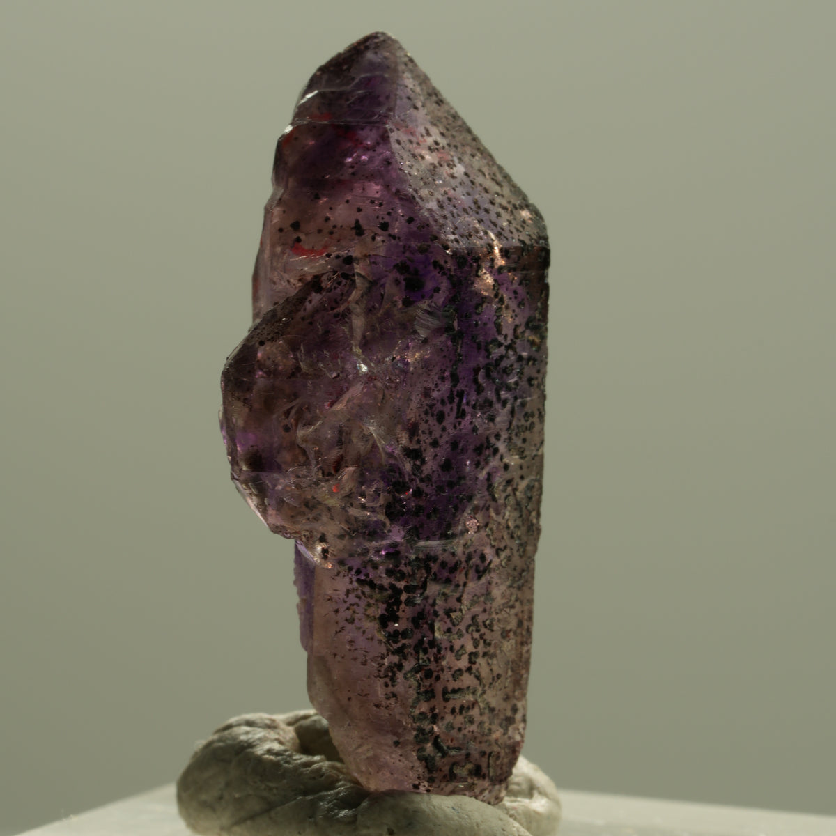 Enhydro Skelett Phantom Amethyst mit Hämatit, 1x Blase Brandberg, Namibia 31*16*10mm #14195
