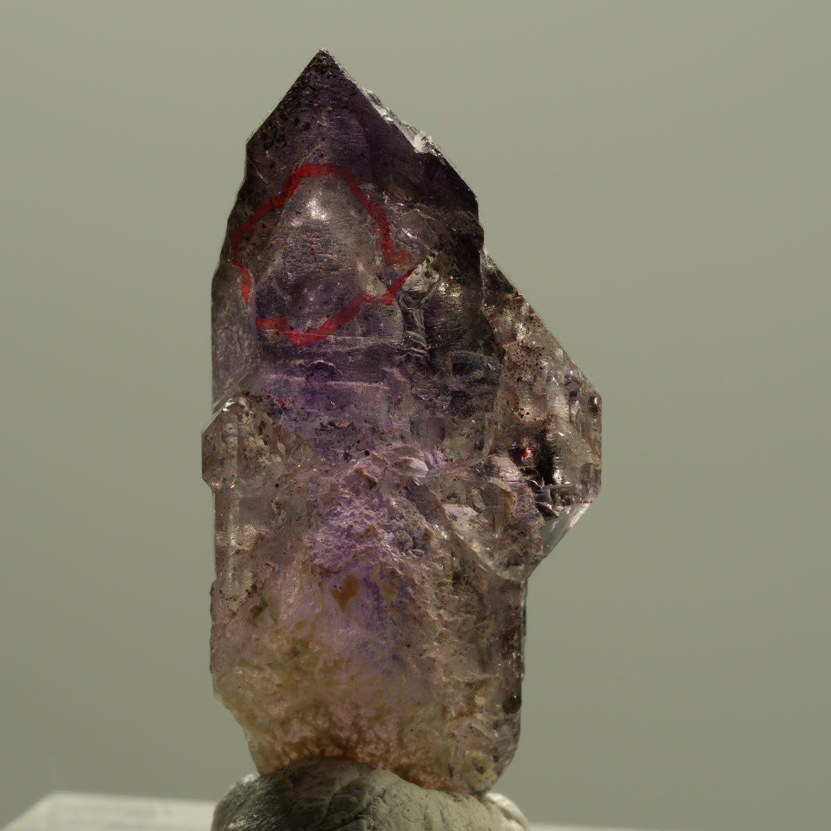 Enhydro Skelett Phantom Amethyst mit Hämatit, 1x Blase Brandberg, Namibia 31*16*10mm #14195