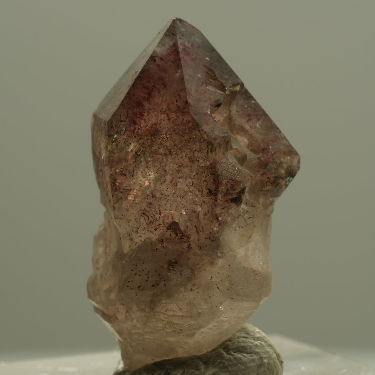 Seltene Phantom Amethyst Zepter mit Eisen Spitze Brandberg, Namibia 26*15*14mm #14198