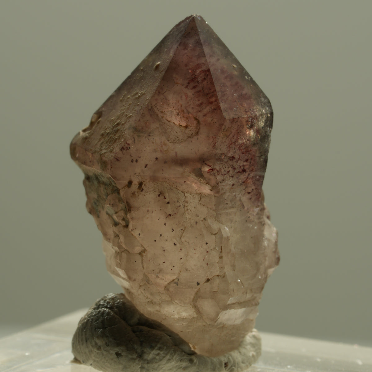 Seltene Phantom Amethyst Zepter mit Eisen Spitze Brandberg, Namibia 26*15*14mm #14198