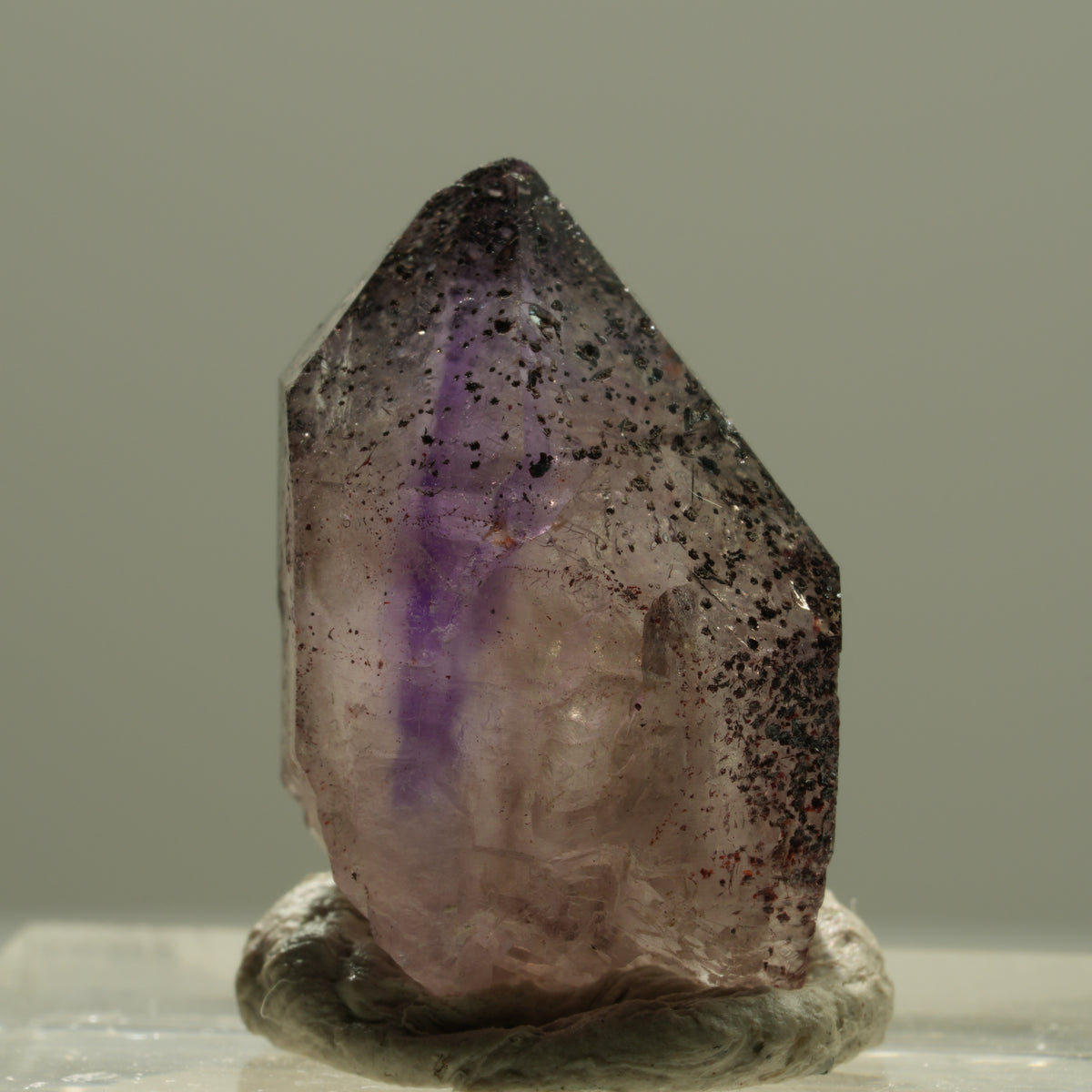 Seltene Phantom Skelett Amethyst mit Eisen Spitze Brandberg, Namibia 22*14*10mm #14199