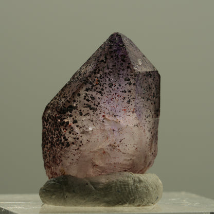 Seltene Phantom Skelett Amethyst mit Eisen Spitze Brandberg, Namibia 22*14*10mm #14199