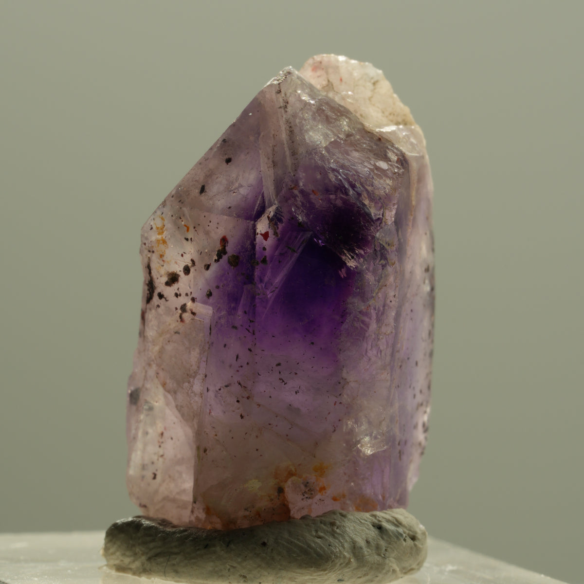 Seltene Phantom Skelett Amethyst mit Eisen Spitze Brandberg, Namibia 28*17*13mm #14201