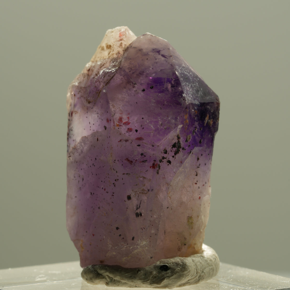 Seltene Phantom Skelett Amethyst mit Eisen Spitze Brandberg, Namibia 28*17*13mm #14201
