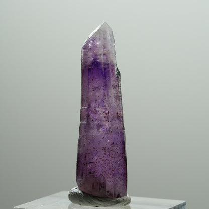 Seltene Phantom Skelett Amethyst mit Eisen Spitze Brandberg, Namibia 38*11*8mm #14213