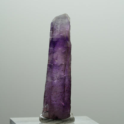 Seltene Phantom Skelett Amethyst mit Eisen Spitze Brandberg, Namibia 38*11*8mm #14213