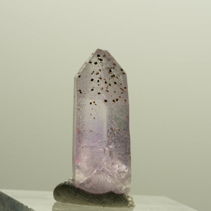 Enhydro Skelett Phantom Amethyst Spitze, 1x Blase Brandberg, Namibia 25*10*9mm #14232