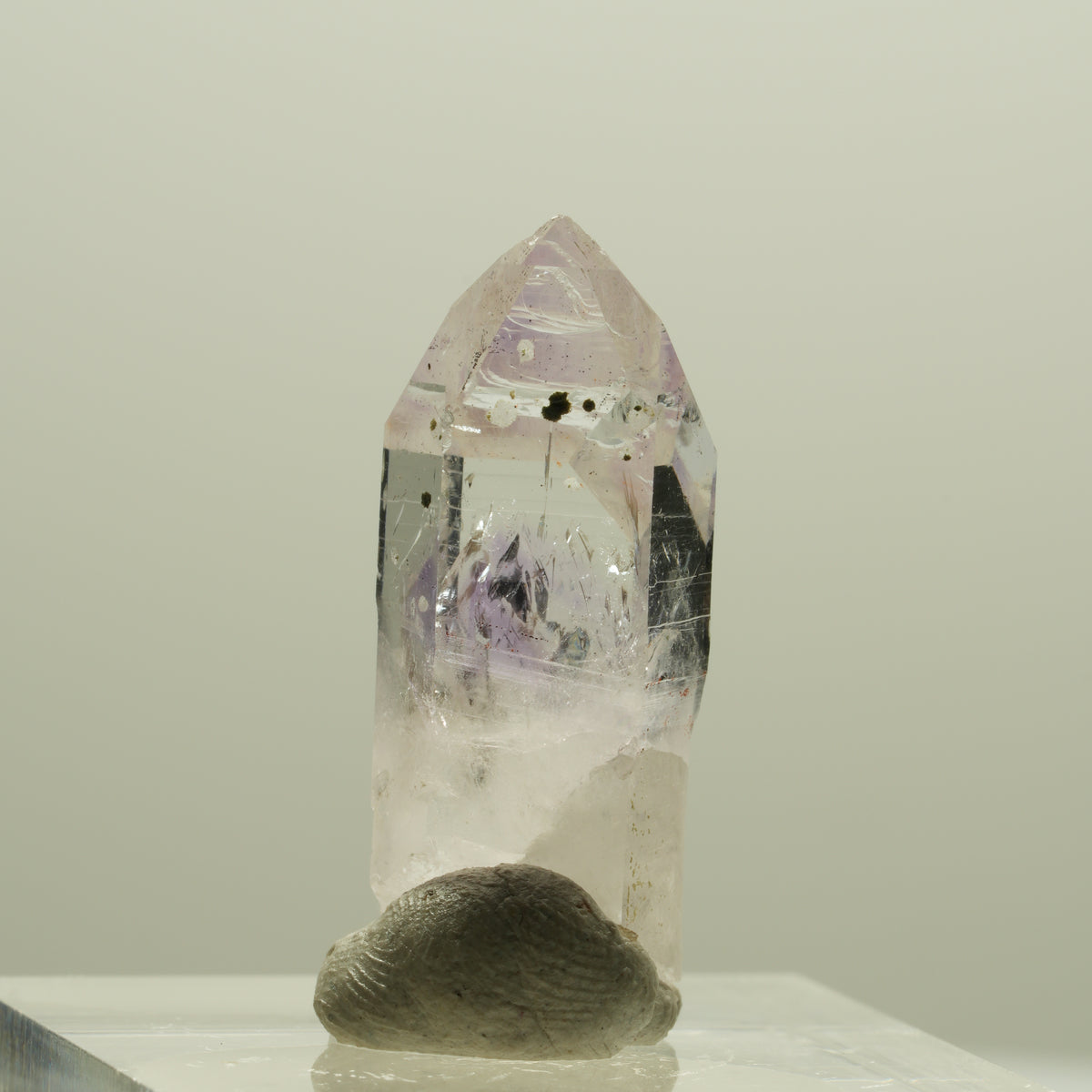 Seltene Skelett Phantom Amethyst mit Hämatit Streep Mine, Goboboseb, Namibia 26*11*9mm #14241