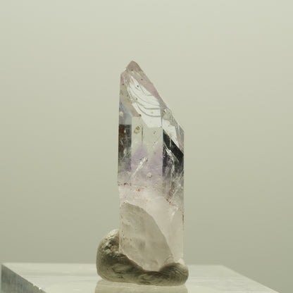 Seltene Skelett Phantom Amethyst mit Hämatit Streep Mine, Goboboseb, Namibia 26*11*9mm #14241