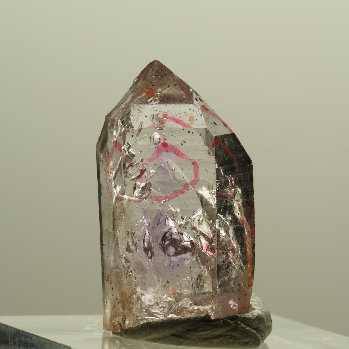 Enhydro Harlekin Phantom Amethyst Spitze, 4x Blase Goboboseb, Namibia 25*14*10mm #14252
