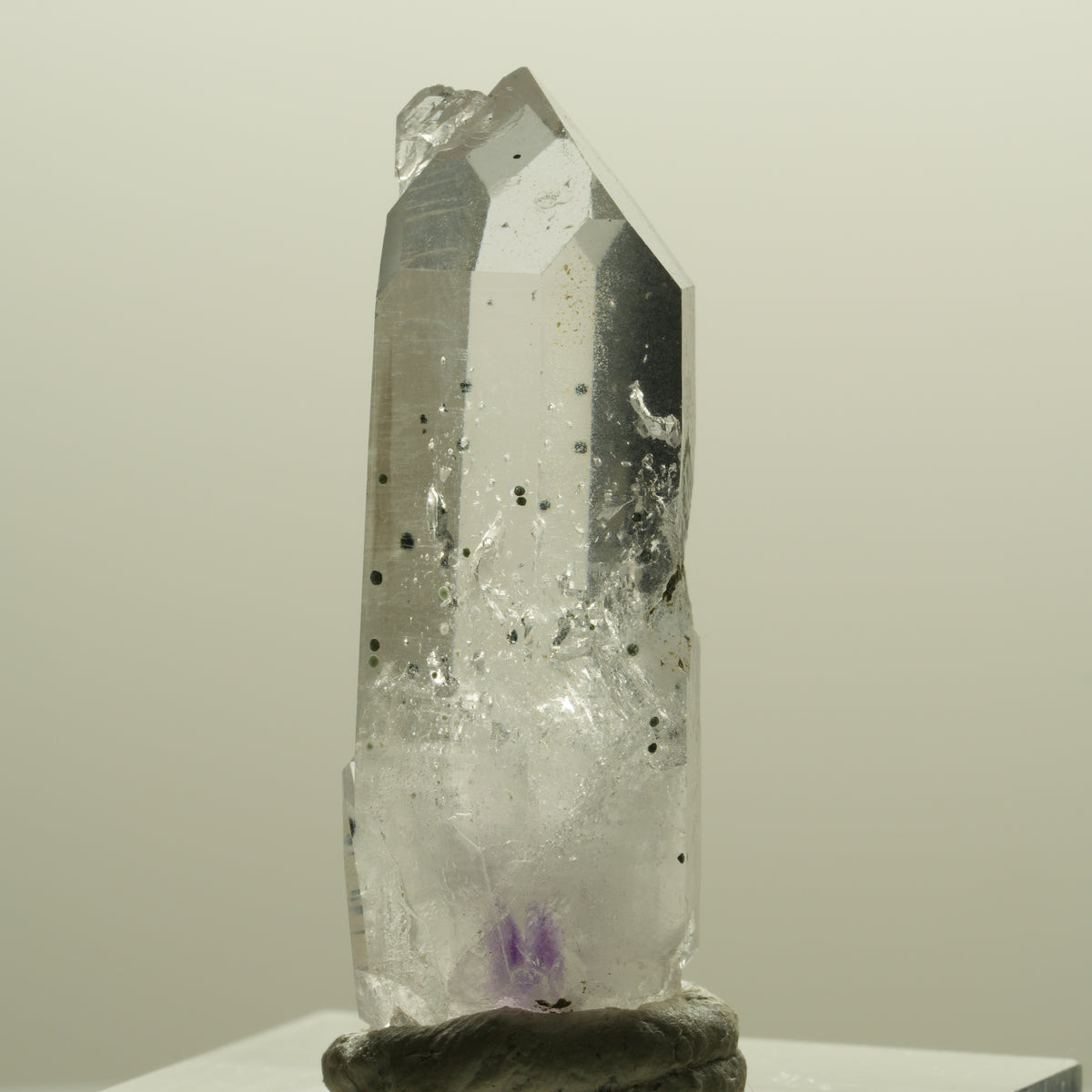 Seltene Skelett Phantom Amethyst mit Hämatit Streep Mine Goboboseb Namibia 35*12*11mm #14253