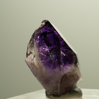 Seltene Phantom Skelett Amethyst mit Eisen Spitze Goboboseb, Namibia 22*14*13mm #14293
