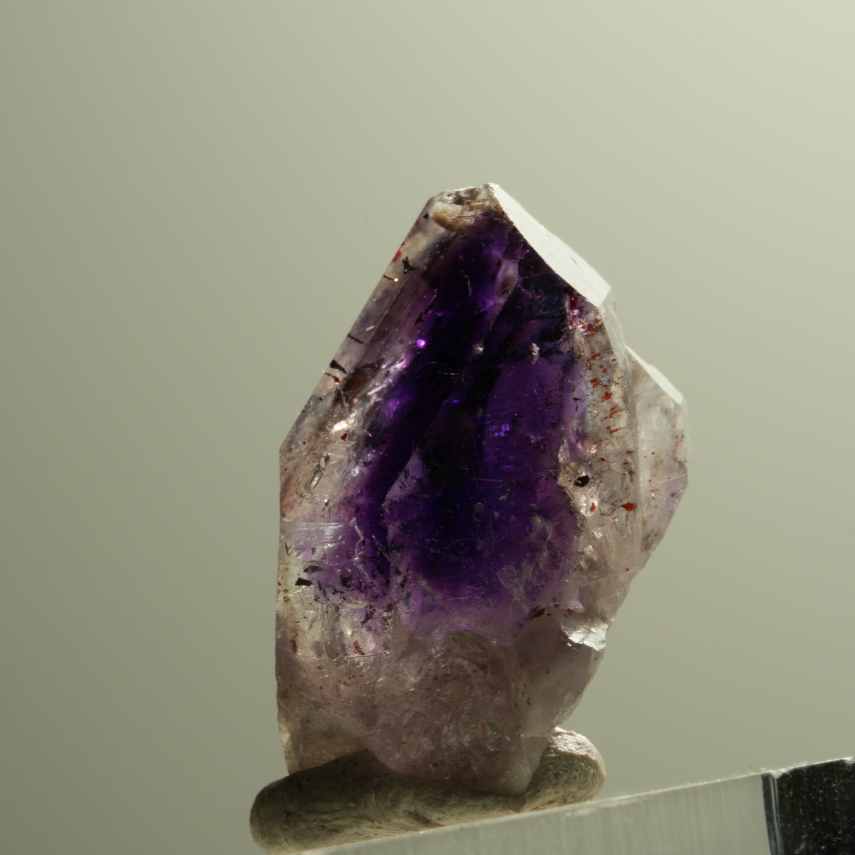 Seltene Phantom Skelett Amethyst mit Eisen Spitze Goboboseb, Namibia 22*14*13mm #14293