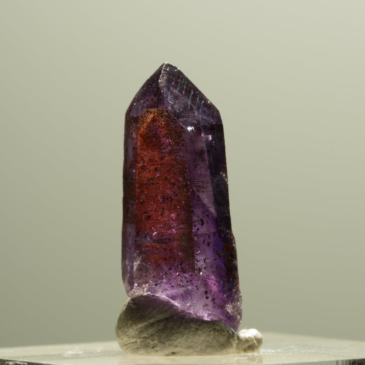 Seltene Phantom Skelett Amethyst mit Eisen Spitze Brandberg, Namibia 23*10*9mm #14296