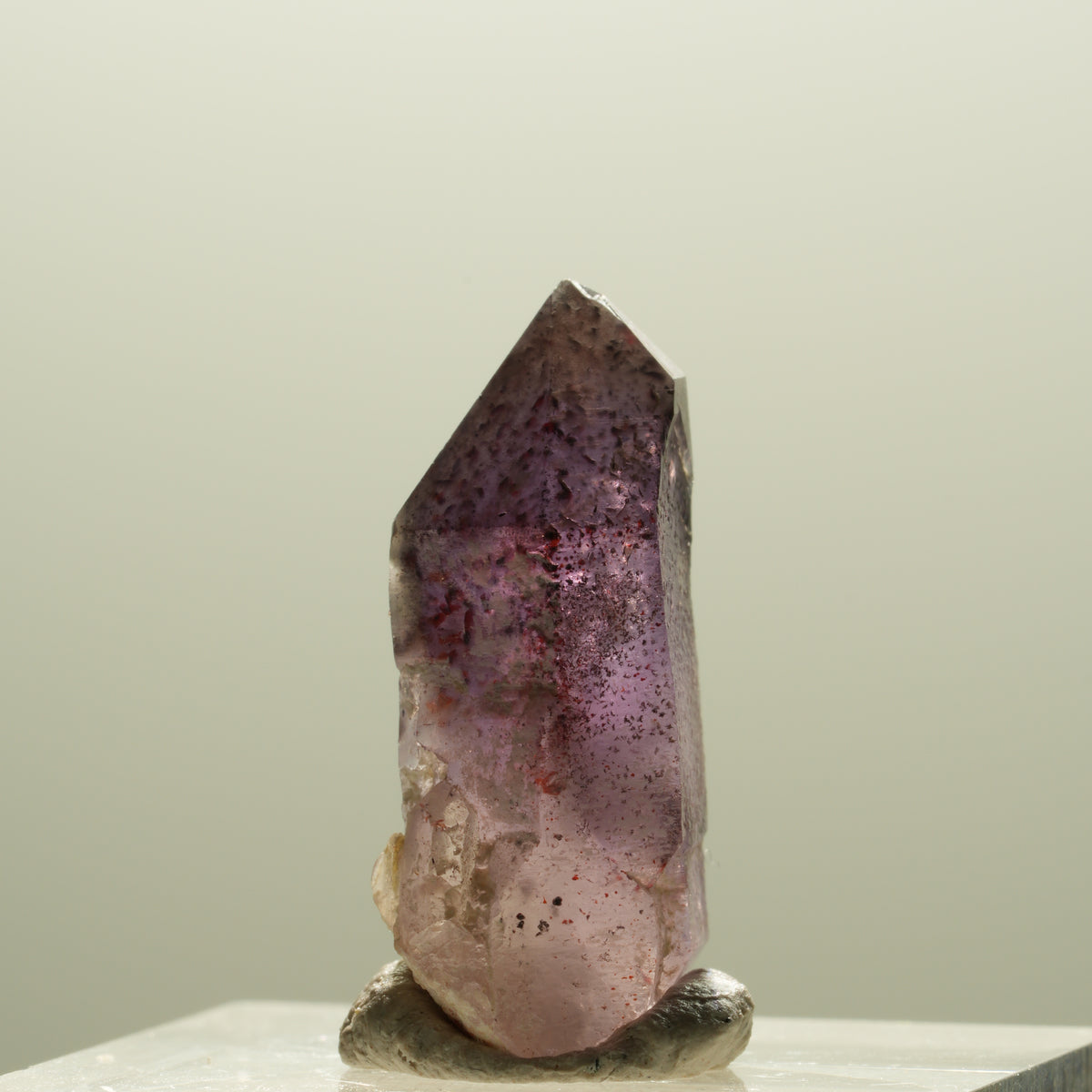Seltene Skelett Phantom Amethyst mit Hämatit Brandberg, Namibia 24*12*9mm #14299