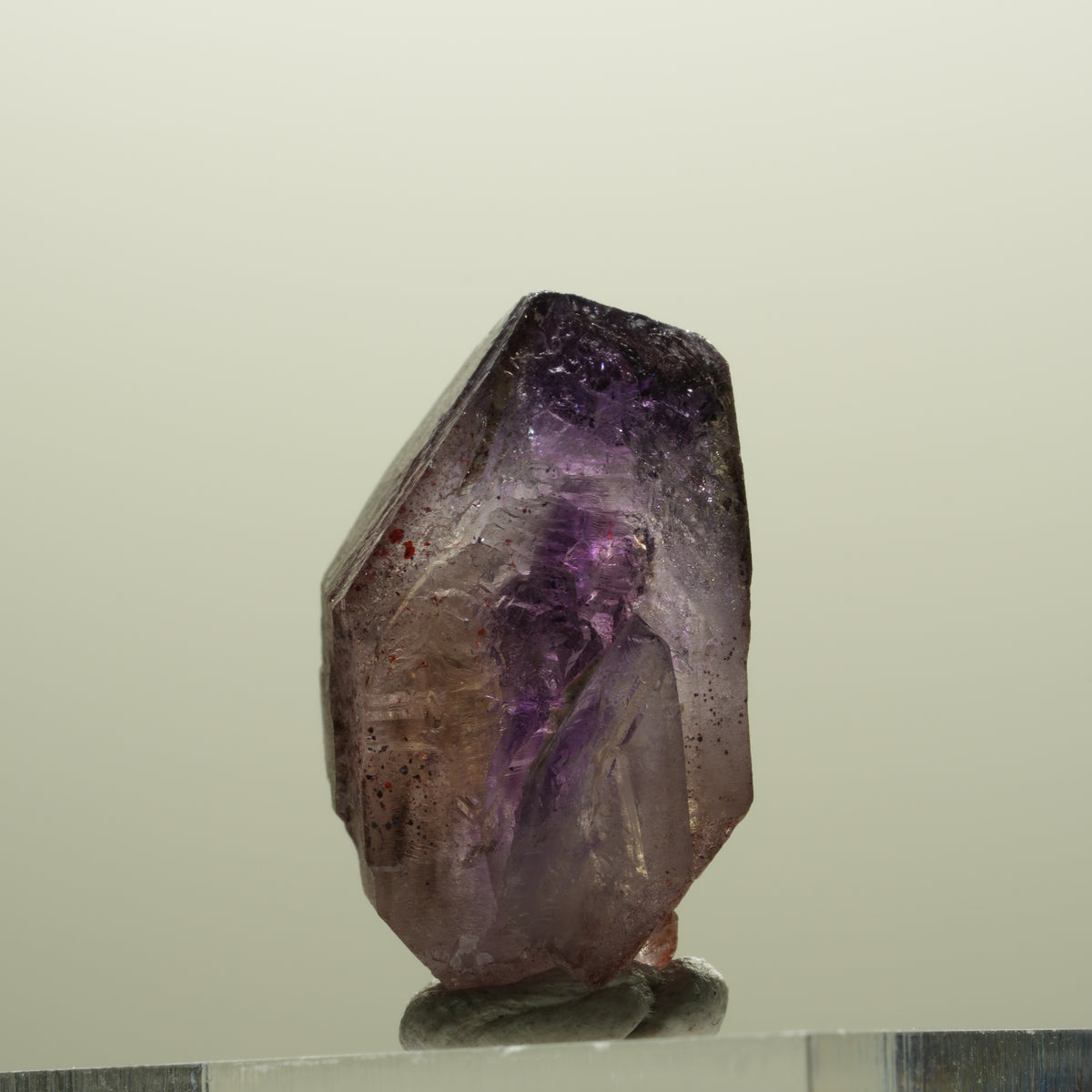 Seltene Phantom Amethyst Zepter mit Eisen Spitze Brandberg, Namibia 23*14*12mm #14304