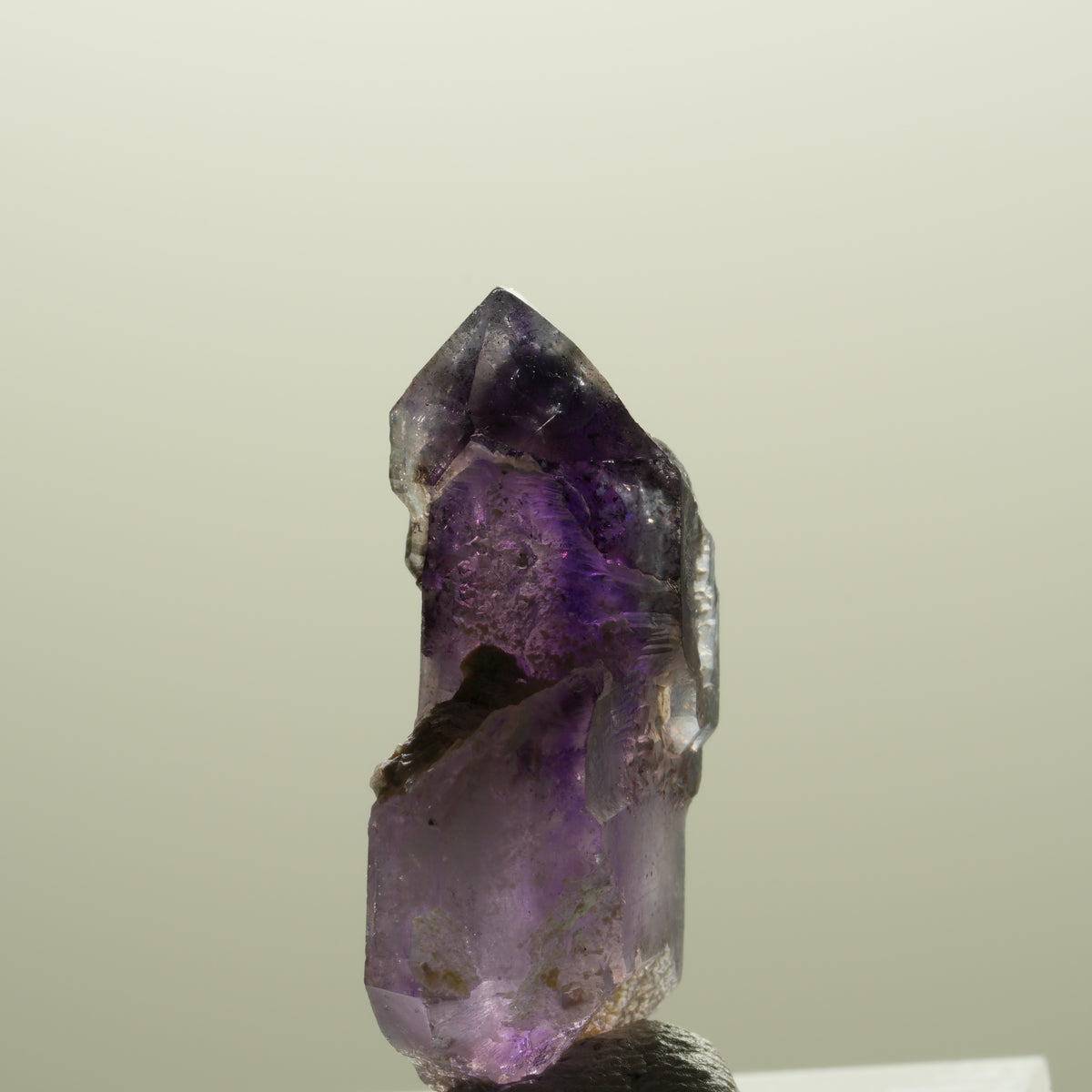 Seltene Phantom Amethyst Skelett Zepter Spitze Brandberg, Namibia 26*16*9mm #14305