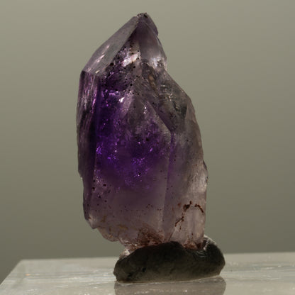 Seltene Phantom Skelett Amethyst mit Eisen Spitze Brandberg, Namibia 24*13*12mm #14317