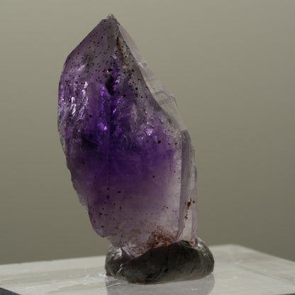 Seltene Phantom Skelett Amethyst mit Eisen Spitze Brandberg, Namibia 24*13*12mm #14317