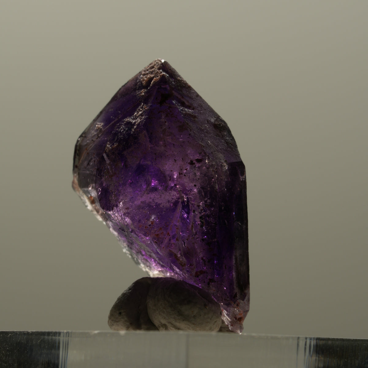 Seltene Phantom Skelett Amethyst mit Eisen Spitze Brandberg, Namibia 22*16*12mm #14319