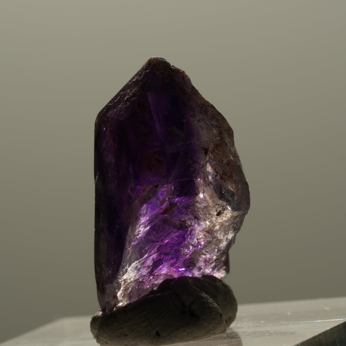Seltene Phantom Skelett Amethyst mit Eisen Spitze Brandberg, Namibia 22*16*12mm #14319