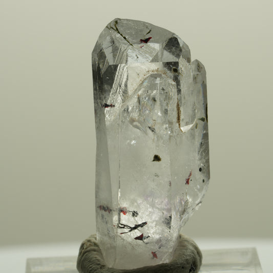 Harlekin Lemurian Phantom Amethyst mit Epidot Streep Mine, Goboboseb, Namibia 32*14*12mm #14355