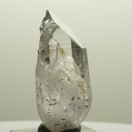 Harlekin Lemurian Phantom Amethyst mit Epidot Streep Mine, Goboboseb, Namibia 48*21*15mm #14442