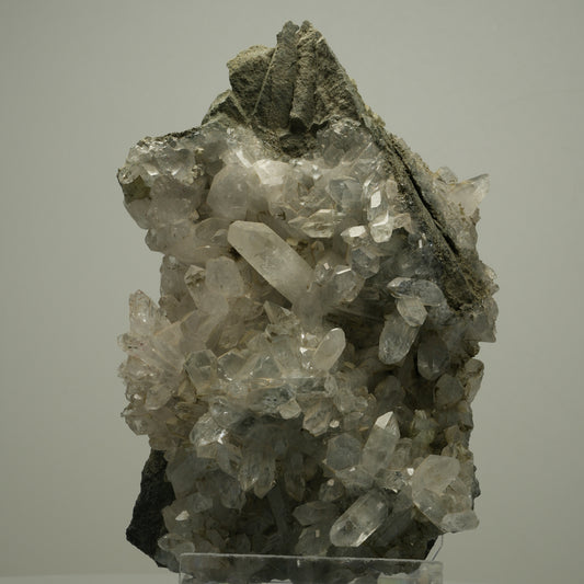 XL Chlorit Quarz, Prehnit, Analcim auf Matrix Stufe Streep Mine, Namibia 134*90*38mm #14489
