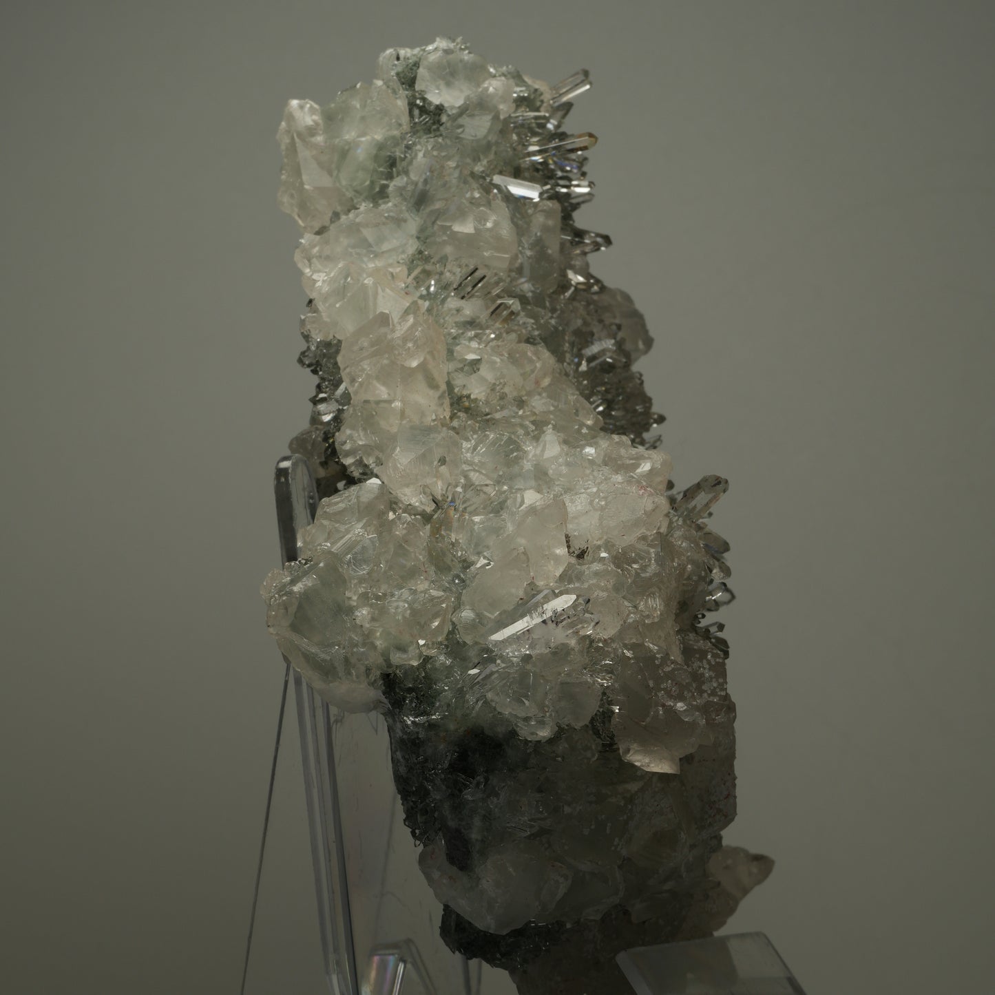 XL Harlekin Starburst Quarz, Calcit, Analcim auf Matrix Streep Mine, Namibia 144*107*67mm #14490