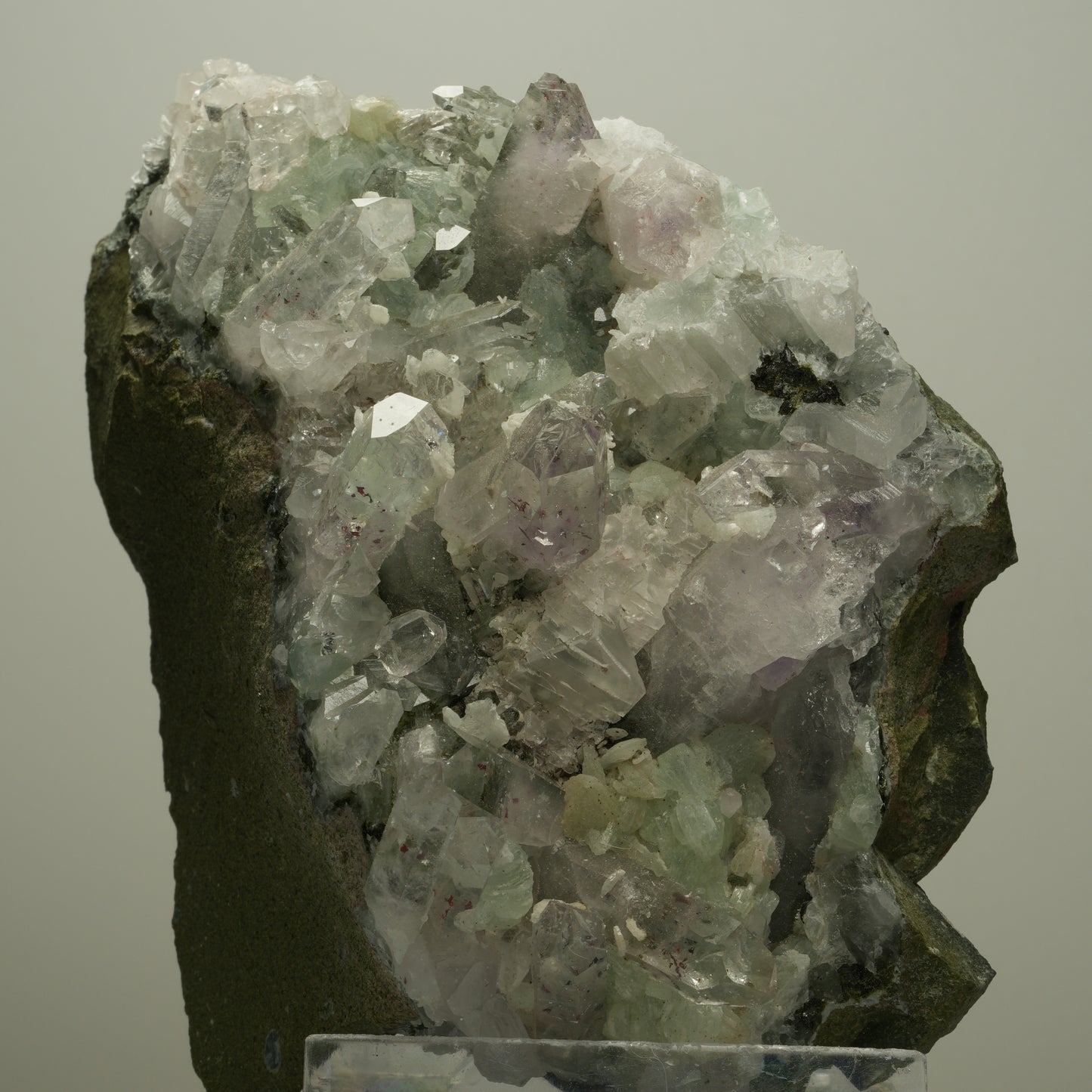 XL Harlekin Amethyst, Prehnit, Calcit, Epidot auf Matrix Streep Mine, Namibia 128*101*63mm #14494