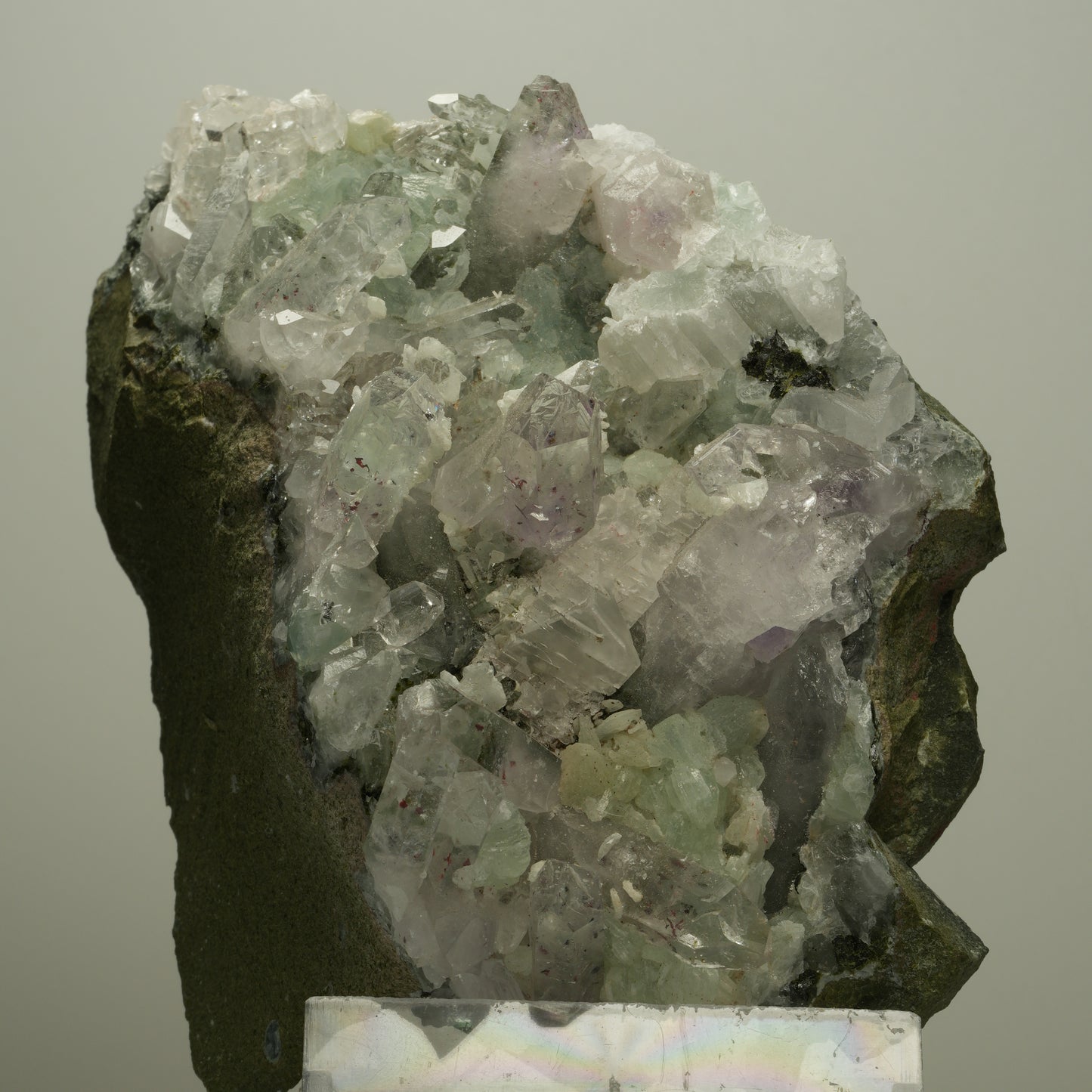 XL Harlekin Amethyst, Prehnit, Calcit, Epidot auf Matrix Streep Mine, Namibia 128*101*63mm #14494