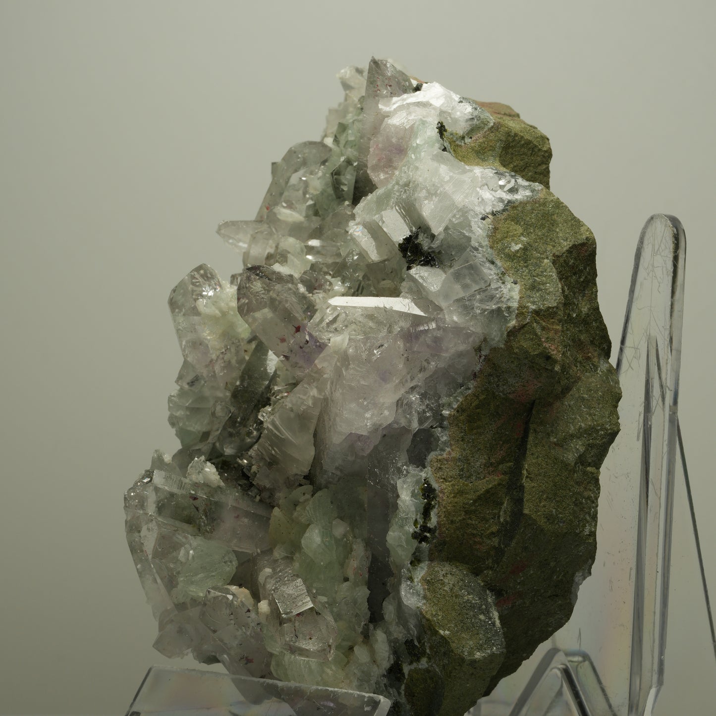 XL Harlekin Amethyst, Prehnit, Calcit, Epidot auf Matrix Streep Mine, Namibia 128*101*63mm #14494